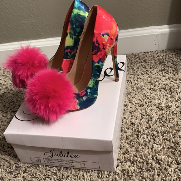 High heels - Picture 4 of 7